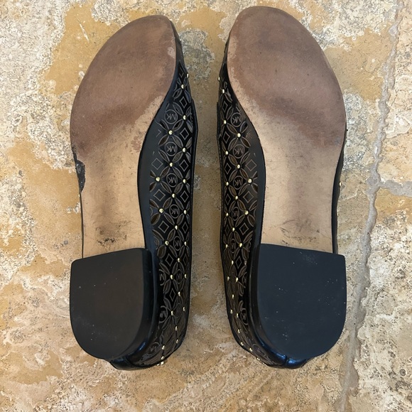 MICHAEL Michael Kors Black Flats - Picture 10 of 10